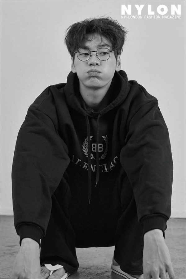나일론 | NYLON 2018-10 [ STRAY KIDS, SON NAEUN, OH YEONSEO ] Discount - Image 2